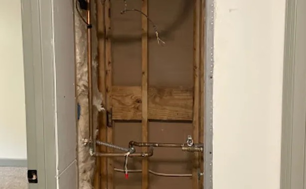 Burst Pipe Damage Cleanup in Columbus, OH